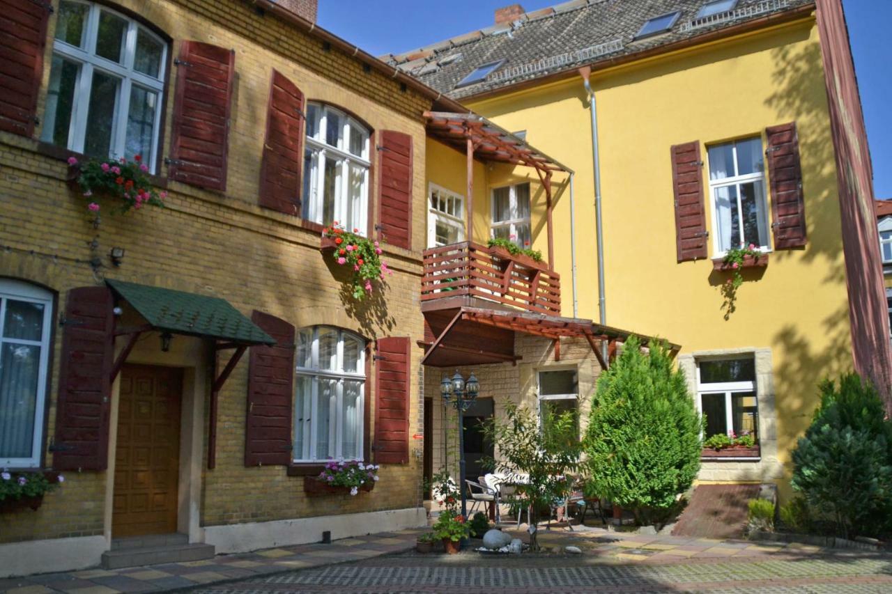 Pension Zur Neisse Губен Екстериор снимка